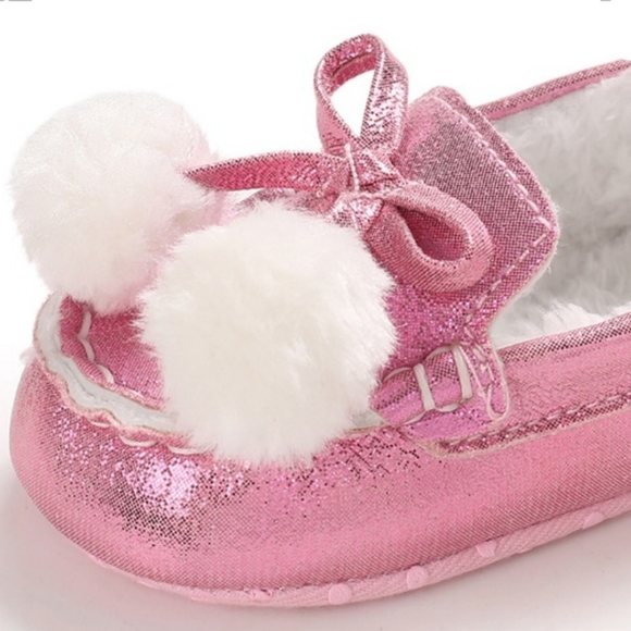 Shoes - Picture 6 of 7